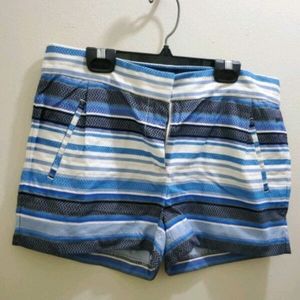 🆕 J.CREW  - NWT DIFFERENT SHADES OF  BLUE SHORTS